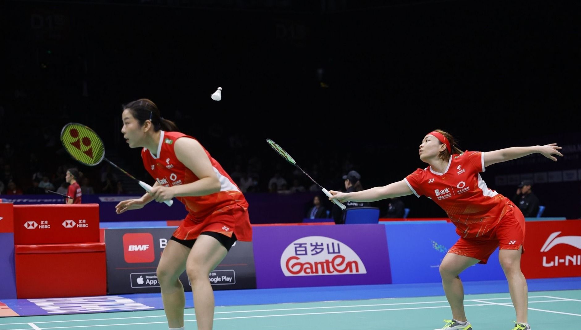 他不仅在进 他不仅在进