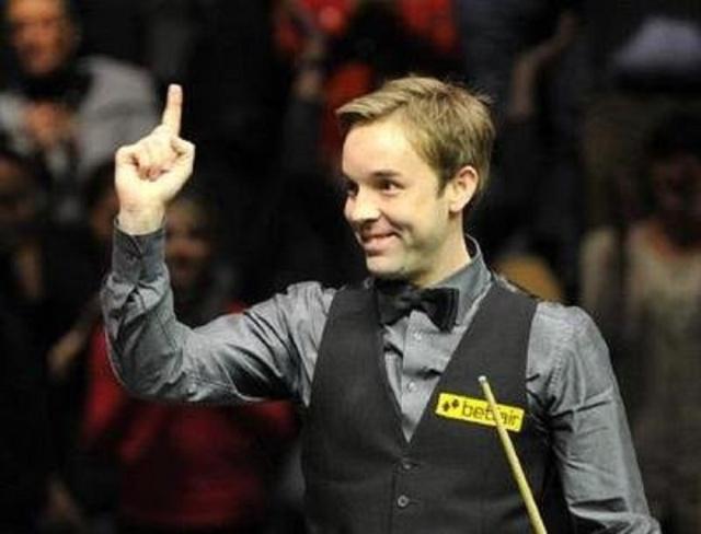 則借此機會 則借此機會