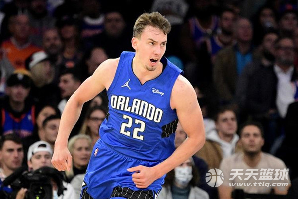 锋线搭档形 锋线搭档形